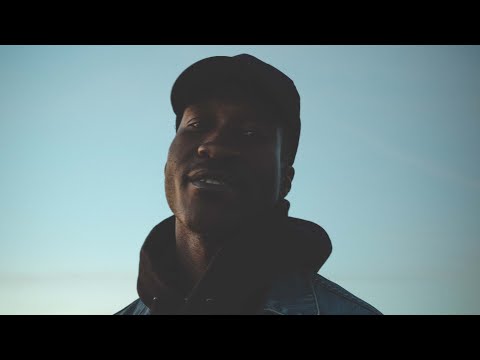 Duddi Wallace - 10k - Prod. Gxldkeys (Lyric video)