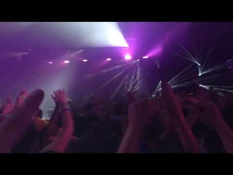 Zedd at Pier 94 12/27/13 Mercer x Prodigy - "Breathe (Late Night Edition)"