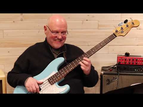 Real Bass Lessons 156 - Classical "Above The Clouds" on Electric Bass
