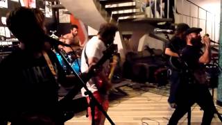 Darko - Seaward (Live) Kino Šiška 2016