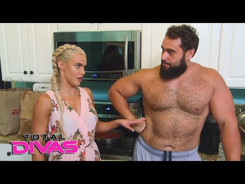 Total Divas Recap 12/6 Bella Rush