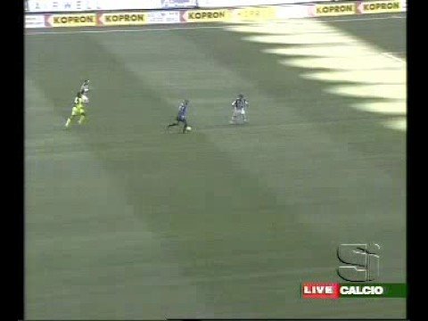 El mejor gol de Adriano, ''El Emperador''