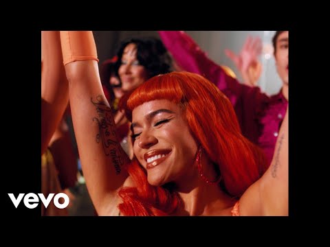 KAROL G - La PremiEre