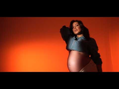 Paola Pezone - "Nun' So' Na Bona Guagliona" ( Official Video )