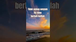 Download lagu Not all smiles are sincere, be careful #introspection #Islamic advice #wise advice #Islamic motiv... mp3