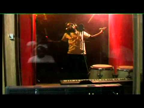 Music Arena: GENERAL PYPE freestyle with T-LOVE