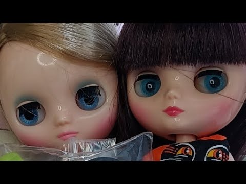 Middie Blythe Halloween dress up