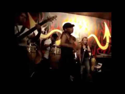 Mando Morales - Lagrimas De Escarcha ft. Grupo Fokkuzz