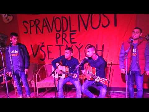 Chalani z chatrce na koncerte Spravodlivost pre vsetkych 3