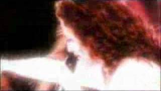 Gloria Estefan-Me Odio