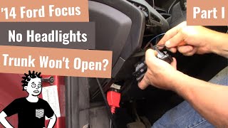 Ford Focus: No Headlights And The Trunk Won