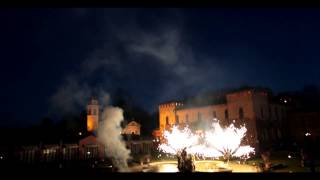 preview picture of video 'Fuochi d'artificio al Castello di San Gaudenzio di Cervesina (PV)'