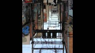 Red Snapper - Some Kind Of Kink (Two Lone Swordsmen Mix)