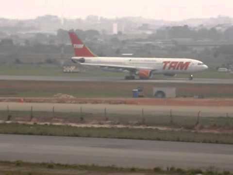 TAM A330-200 Old LiveryTake Off at GRU - CF6-80E1 Sound
