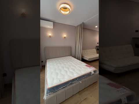 Продажа новой стильной квартиры Аркадия, ЖК Литературный, Литературная: ремонт светлые тона, мебель, техника