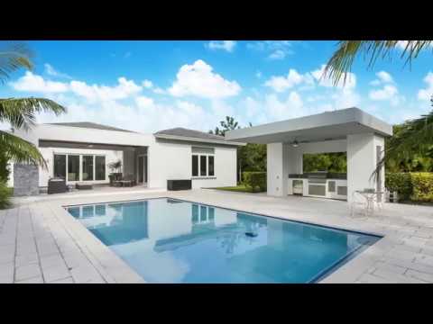 Virtual Tour Video by iUSEphotography.com - 6650 SW 104th St, Pinecrest, FL 33156
