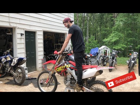 Dirt Bikes In The Streets Of ATL !!