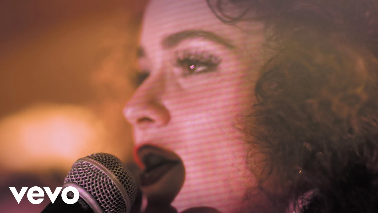 Emmelie de Forest — History