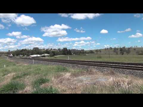 FIE003,FIE002 makes there way through Brewongle on D177 into Bathurst