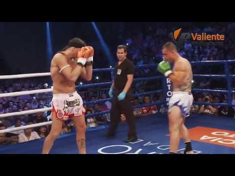 King bonxing.  Cristian la serpiente bosh