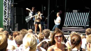 Thomas Helmig feat Medina - 100 dage Live @ Grøn Koncert 2010