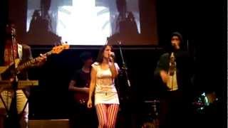 MARIA EVA ALBISTUR feat SAY PHHAT en vivo en Boris Club