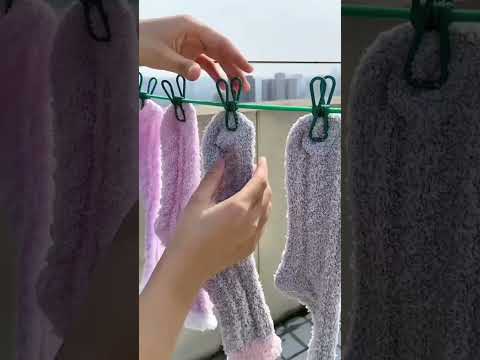 Multicolor 12 clips hooks elastic cloth hanging rope, 10 m