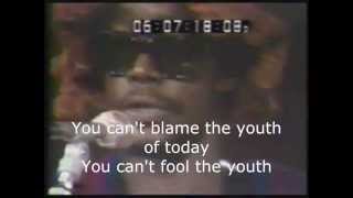 Peter Tosh - You can&#39;t blame the youth - Bob Marley &amp; the Wailers (Live/Lyrics)