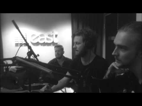 Knockin´ Lost John - I get up. Acoustic Live session at East FM