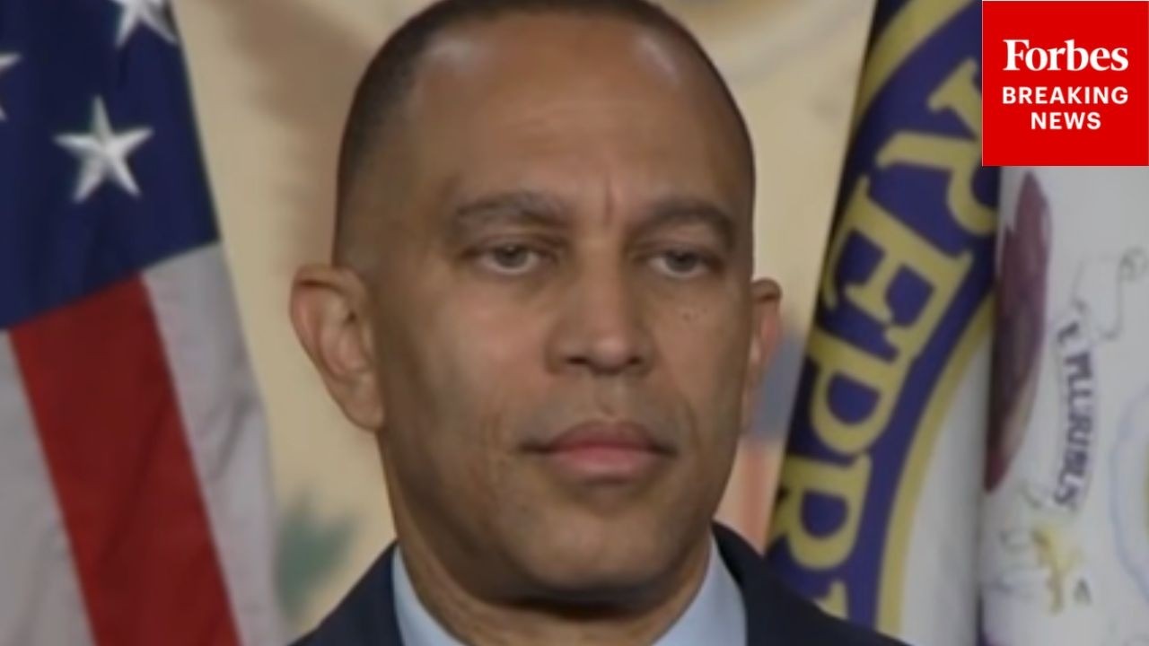 Video: Hakeem Jeffries Pledges Democrats Will Target Trump Administration Corruption