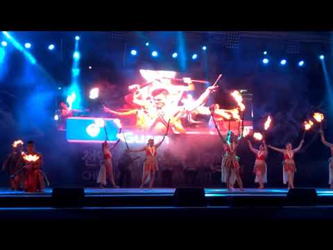 FOLKWORLD Present - Inetnon Gefpa'go - Island of GUAM