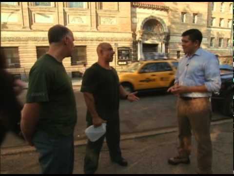 How much do garbage men make?