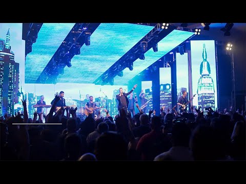 Brilha Som - MEDLEY Chuva Cai/Boate Azul/Me Diz/Meu Vício (DVD 30 ANOS)