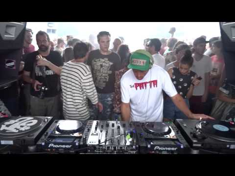 Awanto 3 (Steven de Peven) @ Dekmantel Festival's Boiler Room 2013-08-24