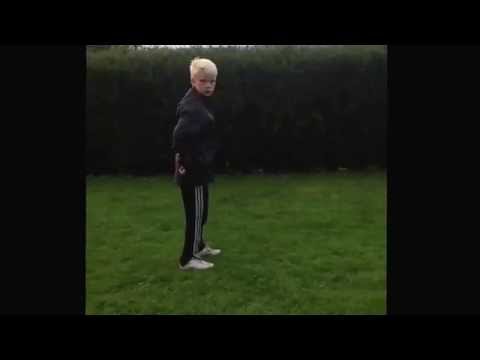 The skillfriends. Yaya Ococha Back heel and the Stakki Flick.