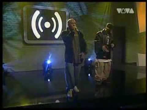 Azad feat. Jonesmann - Kopf Hoch (Live)