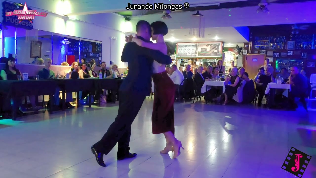 LINA CHAN & BULENT KARABAGLI || Rondando tu esquina (Pugliese/Chanel)