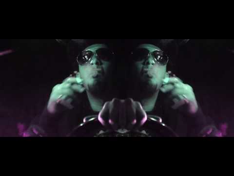 LuNi mOfO - fLYING - (oFFICIAL MUSIC vIDEO) - #whoistheessay - Texas Hip Hop