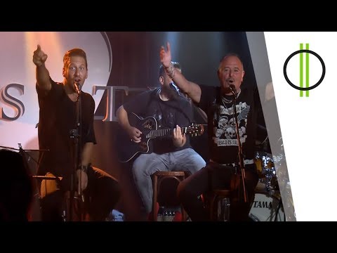 Vastag Csaba & Nagy Feró: Azok a boldog szép napok (Beatrice) - AKUSZTIK M2 PETŐFI TV