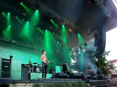 Raised Fist - Breaking Me Up @ Gröna Lund