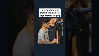 Harry’s whole vibe shifted the moment Zayn started singing #harrystyles #onedirection #zarry