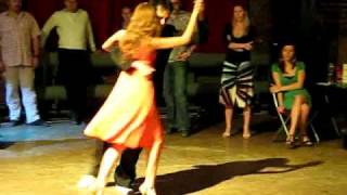 Pablo Rodriguez & Noelia Hurtado 'El vino triste'