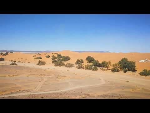 Merzouga, Maroko 2018r. Triumph Tiger 800ccm.