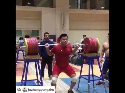 Yangzhe (-109kg) 300kg Squat [Chinese Weightlifting]