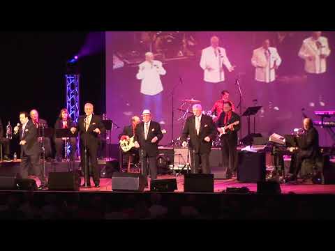 John Kuse and The Excellents on stage