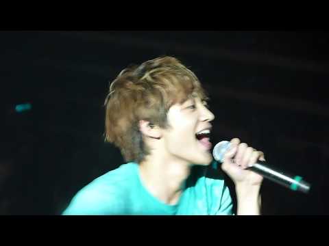 110910 Shinee World Concert SG- Fooling Around