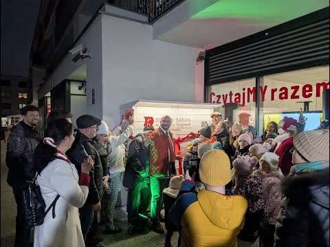 Otwarcie książkomatu na Osiedlu Wilno