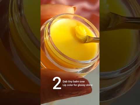 Strawberry yellow shade me in lip balm, 6gm