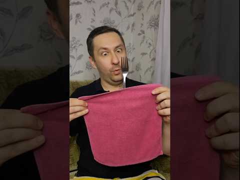 A surprising trick with a fork and a towel. #syhacks #magic #funny #tricks #fyp #diy