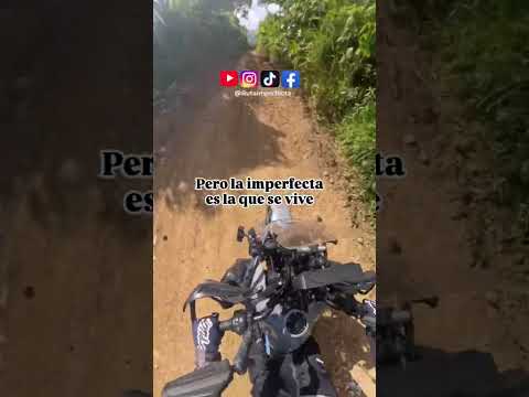 Ruta Paisajistica Venecia Antioquia Cerro Tusa de fondo